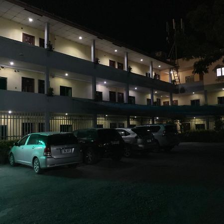 Chong Ti Hotel Dili Exterior foto