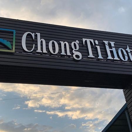 Chong Ti Hotel Dili Exterior foto